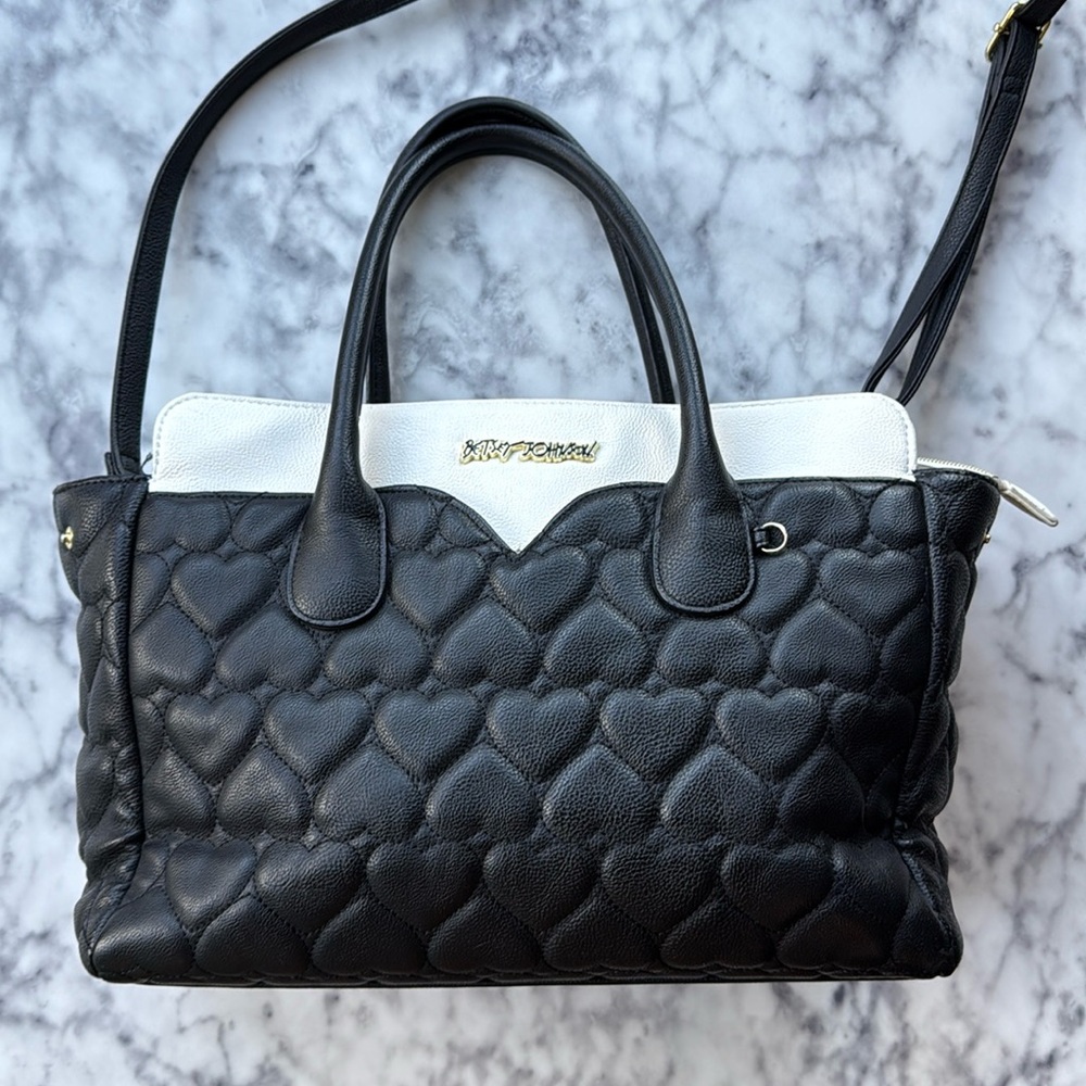 Quilted hearts black and white Betsy Johnson shoulder bag